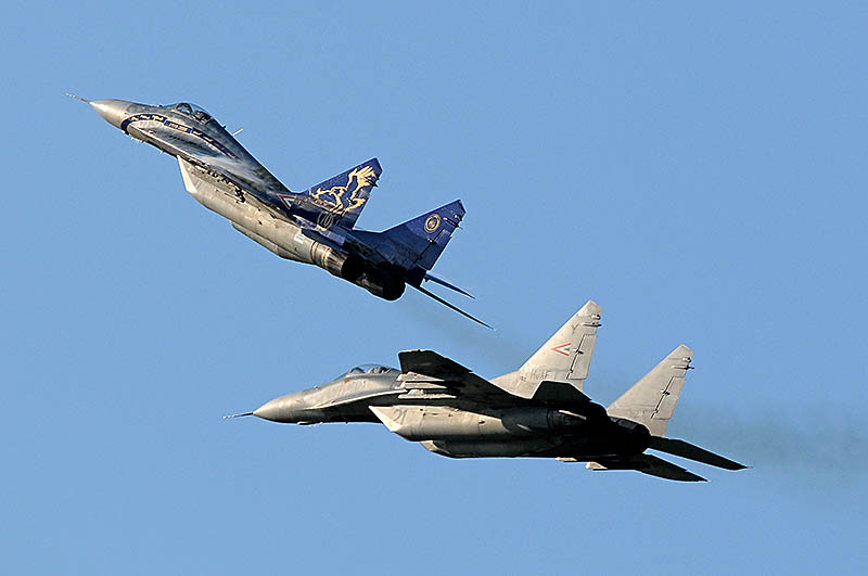 pic 36.jpg - MiGs during the break 